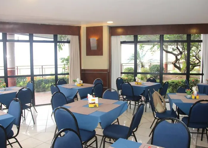 Flat 912 - Iate Plaza Hotel
